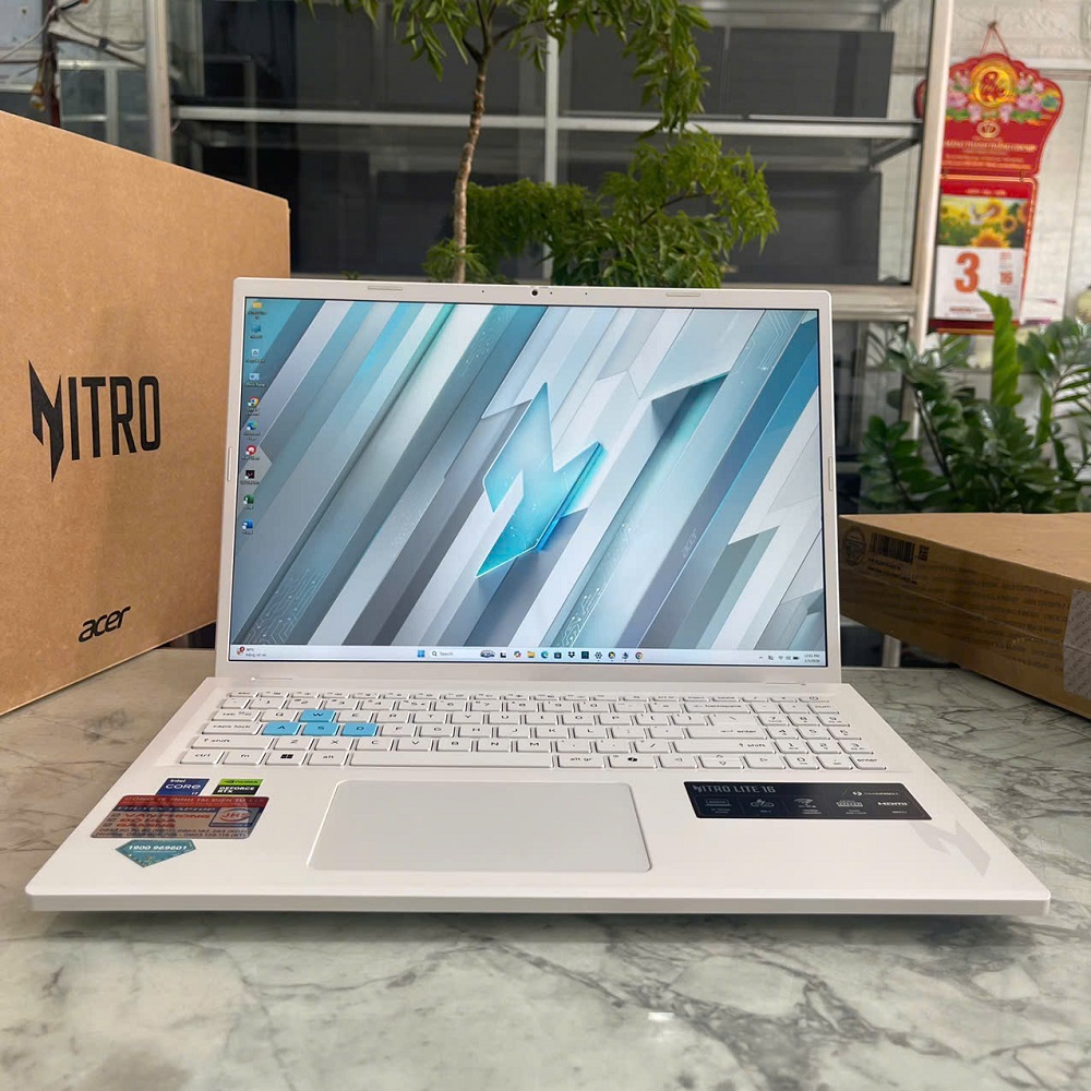Acer Nitro Lite 16 NL16-71G-71UJ CORE™ I7-13620H RAM 16GB SSD 512GB  RTX 3050 6GB MÀN HÌNH : 16 Inch FHD+ 165Hz