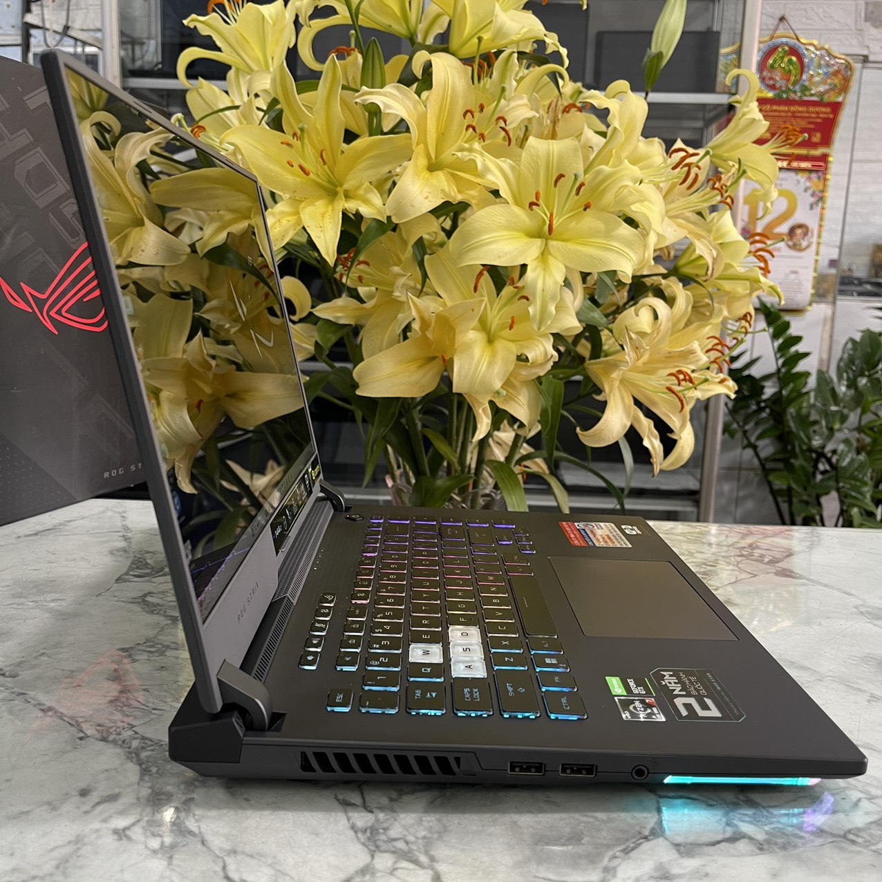  Asus ROG Strix G15 G513IH Ryzen 7-4800H RAM  16Gb SSD 512gb GTX 1650 4GB MÀN HÌNH : 15.6 FHD IPS 144Hz