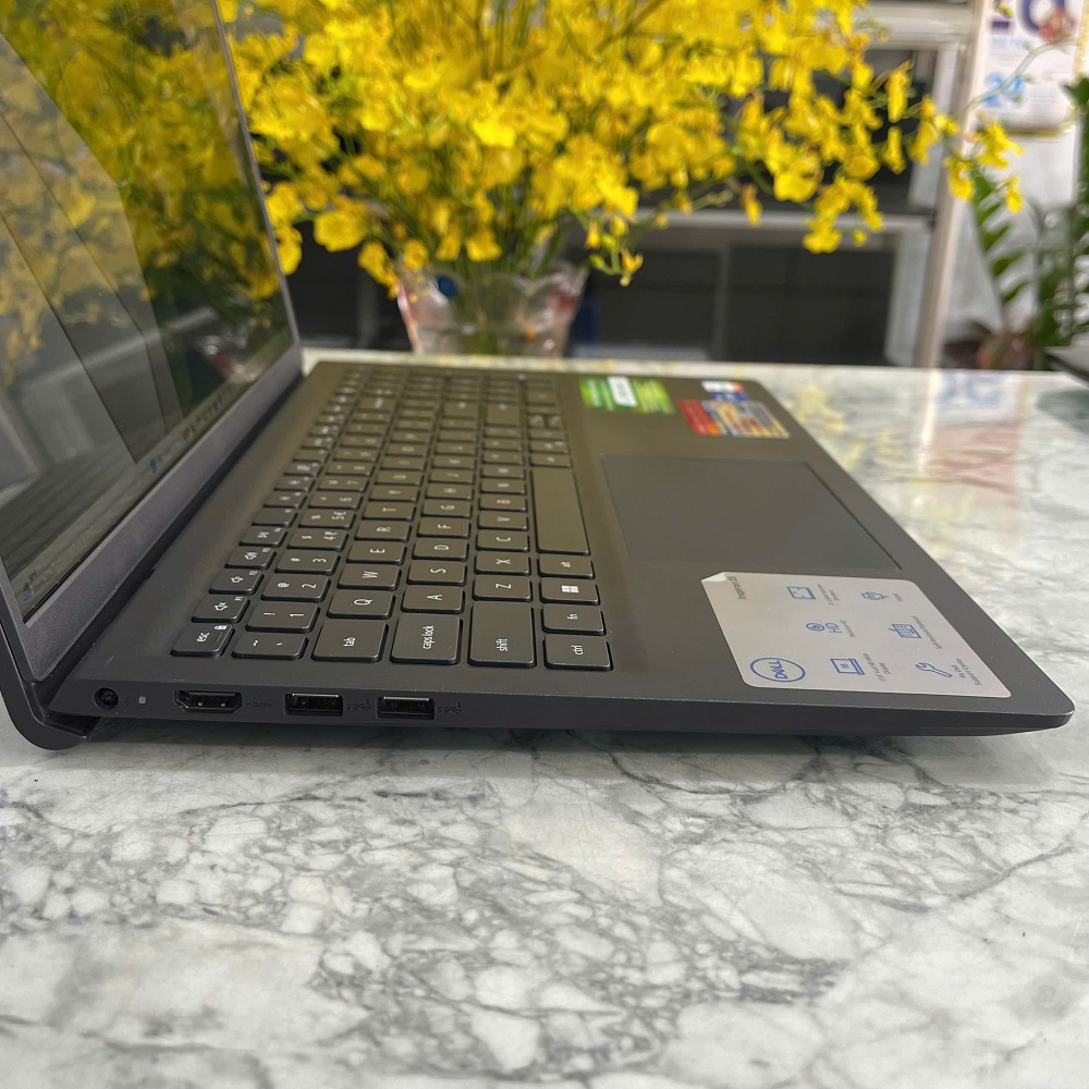 Dell Inspiron 15 3520 (BẢO HÀNH HÃNG) Core I5-1235U RAM 16GB SSD 512GB Màn Hình 15.6 Inch FHD IPS 