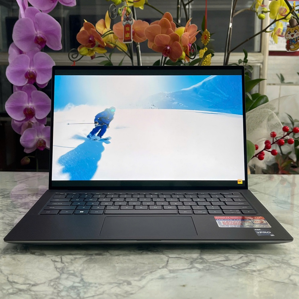 Dell Precision 5480 ( Máy LikeNew-CHUYÊN ĐỒ HỌA GIÁ RẺ )Core I7-13800H RAM 32GB SSD 512GB RTX A1000 6GB MÀN HÌNH : 14″ FHD IPS 60Hz