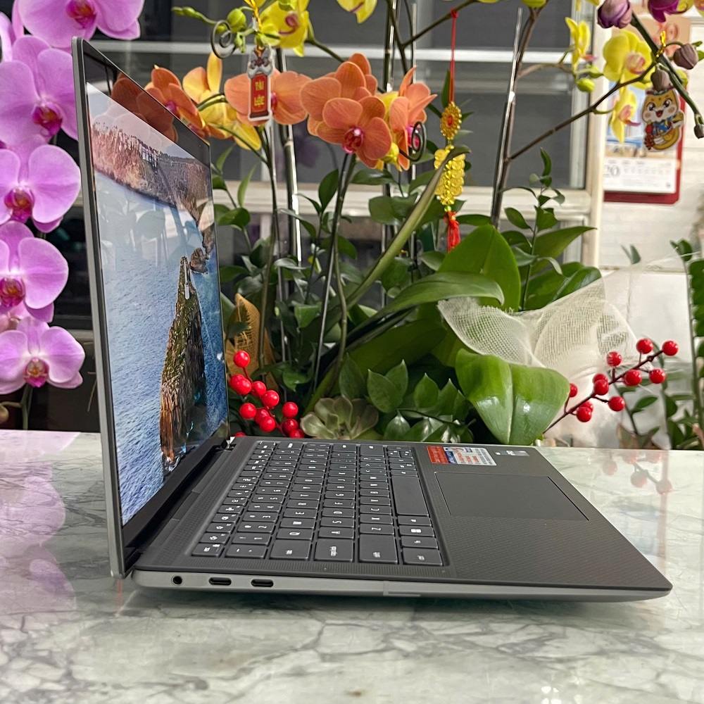 Dell Precision 5480 ( Máy LikeNew-CHUYÊN ĐỒ HỌA GIÁ RẺ )Core I7-13800H RAM 32GB SSD 512GB RTX A1000 6GB MÀN HÌNH : 14″ FHD IPS 60Hz