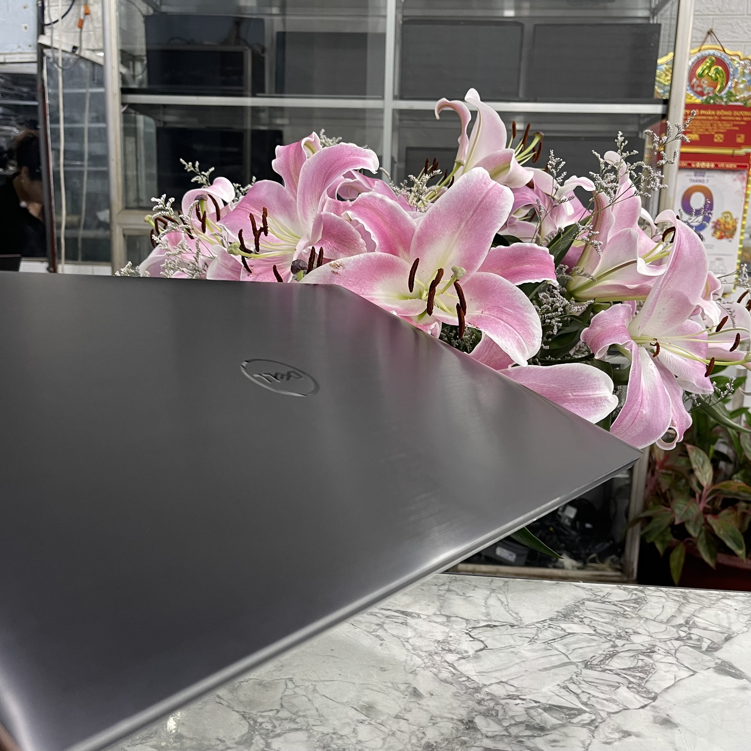 Dell Precision 5530 Core I7-8850H Ram 16gb Ssd 512gb NVidia Quadro P1000 Màn hình 15.6 FHD