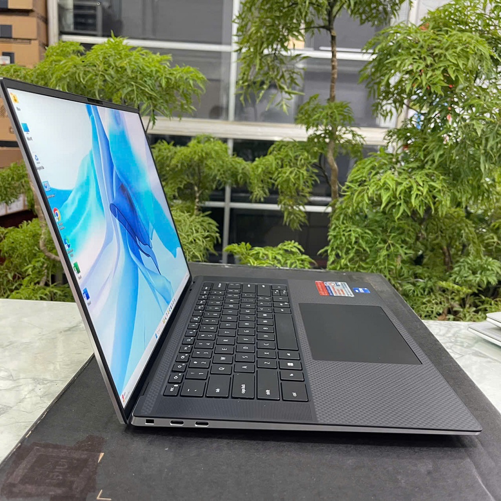 DELL XPS 15 9520 Máy LikeNew CORE I7-12700H RAM 16GB SSD 512GB RTX3050 (4GB GDDR6) MÀN HÌNH : 15.6’’ Inch FHD+ 