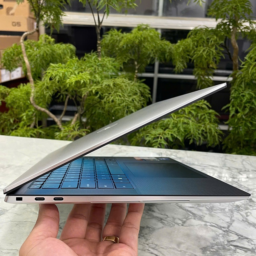 DELL XPS 15 9520 Máy LikeNew CORE I7-12700H RAM 16GB SSD 512GB RTX3050 (4GB GDDR6) MÀN HÌNH : 15.6’’ Inch FHD+ 
