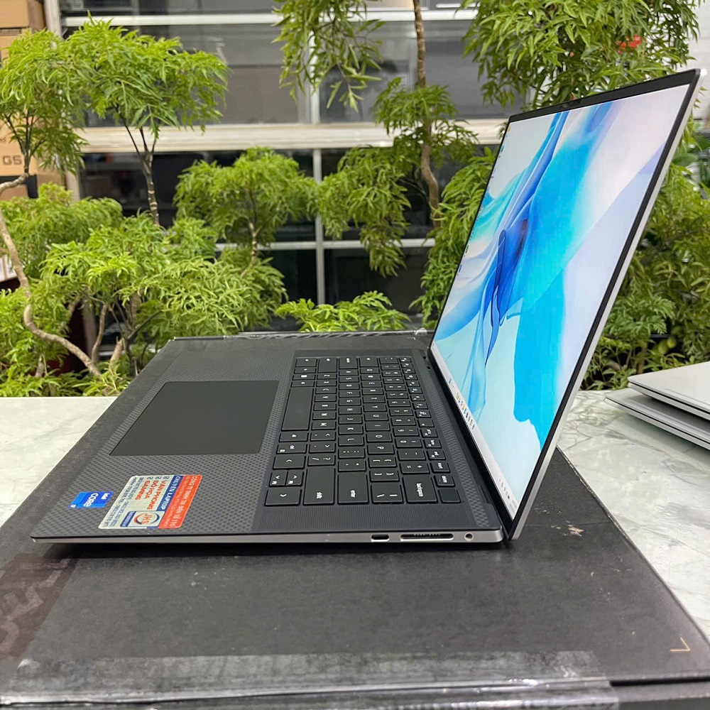 DELL XPS 15 9520 Máy LikeNew CORE I7-12700H RAM 16GB SSD 512GB RTX3050 (4GB GDDR6) MÀN HÌNH : 15.6’’ Inch FHD+ 