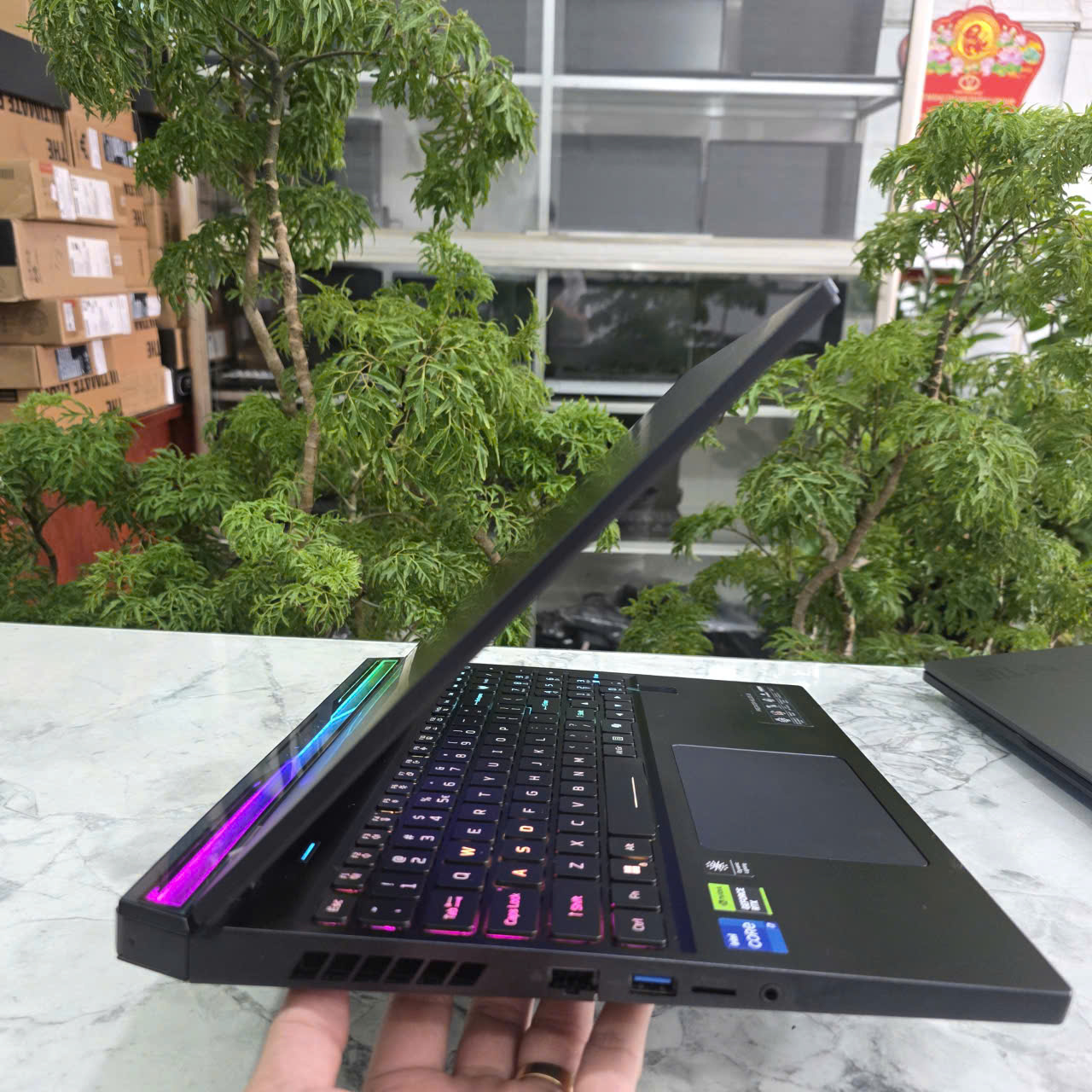 Gaming - Đồ Họa Acer Predator Helios PHN16-72-72N5 CORE I7-14700HX RAM 16GB SSD 1.000GB RTX4070 8GB GDDR6 MÀN HÌNH : 16'' 2.5K 240Hz