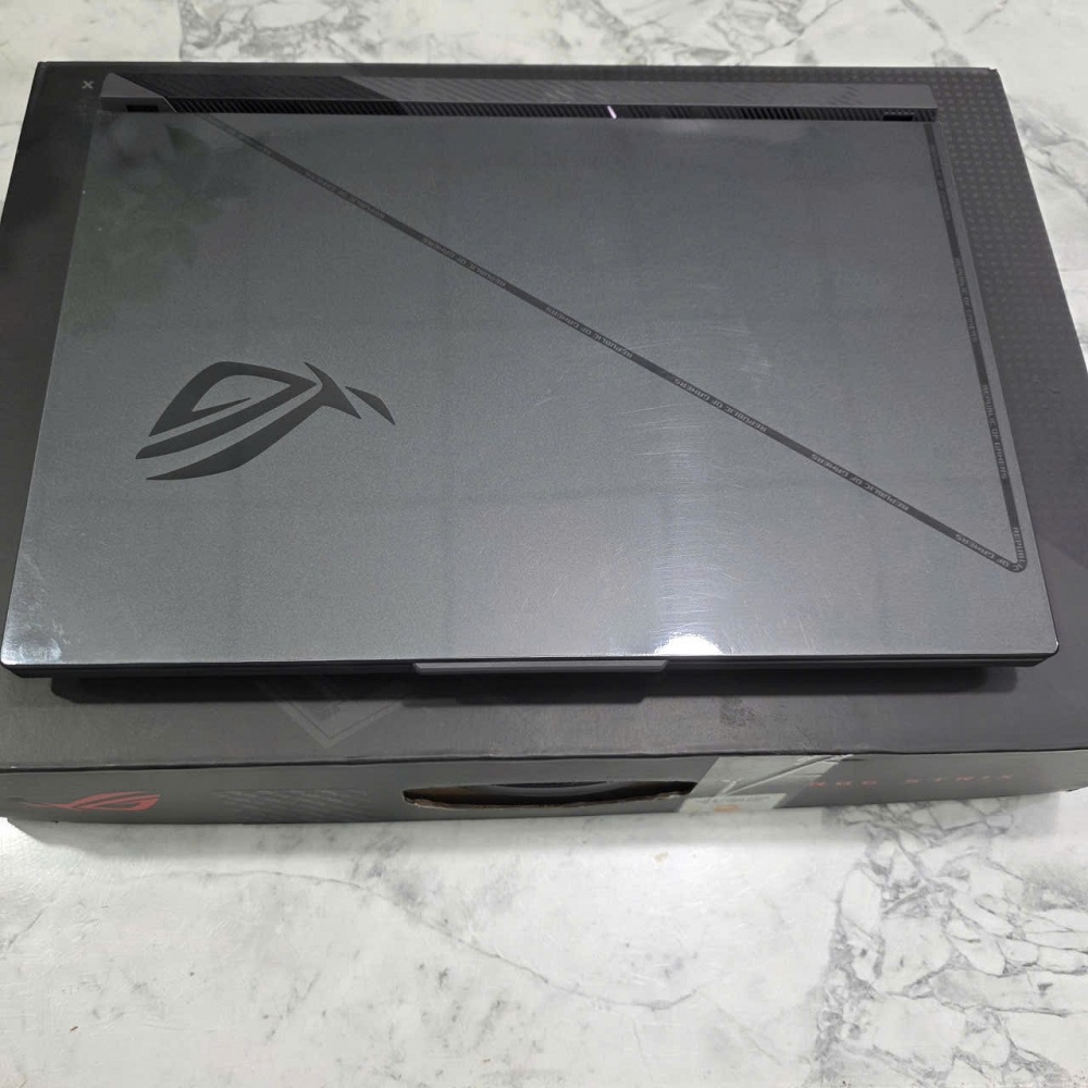 Gaming - Đồ Họa ASUS ROG Strix G16 G614JU-N3777W Máy LikeNew CORE I7-13650HX RAM 16GB SSD 512GB RTX 4050 6GB MÀN HÌNH : 16"WUXGA 165hz