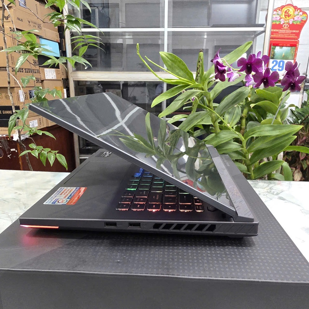 Gaming - Đồ Họa ASUS ROG Strix G16 G614JU-N3777W Máy LikeNew CORE I7-13650HX RAM 16GB SSD 512GB RTX 4050 6GB MÀN HÌNH : 16"WUXGA 165hz
