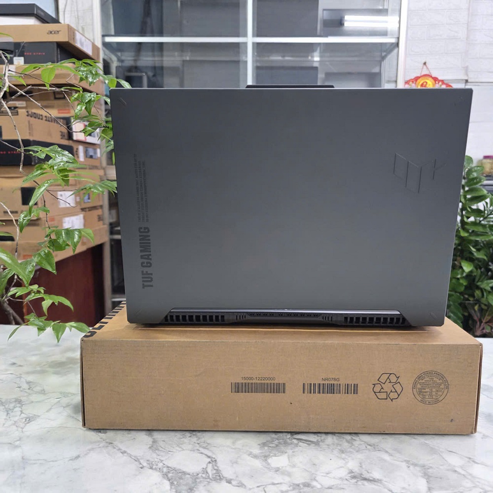Gaming - Đồ Họa ASUS TUF A15 FA507NV-LP061W RYZEN 7-7735HS RTX 4060 8GB GDDR6 RAM 16GB SSD 512GB MÀN HÌNH :15.6Inch IPS 144Hz 