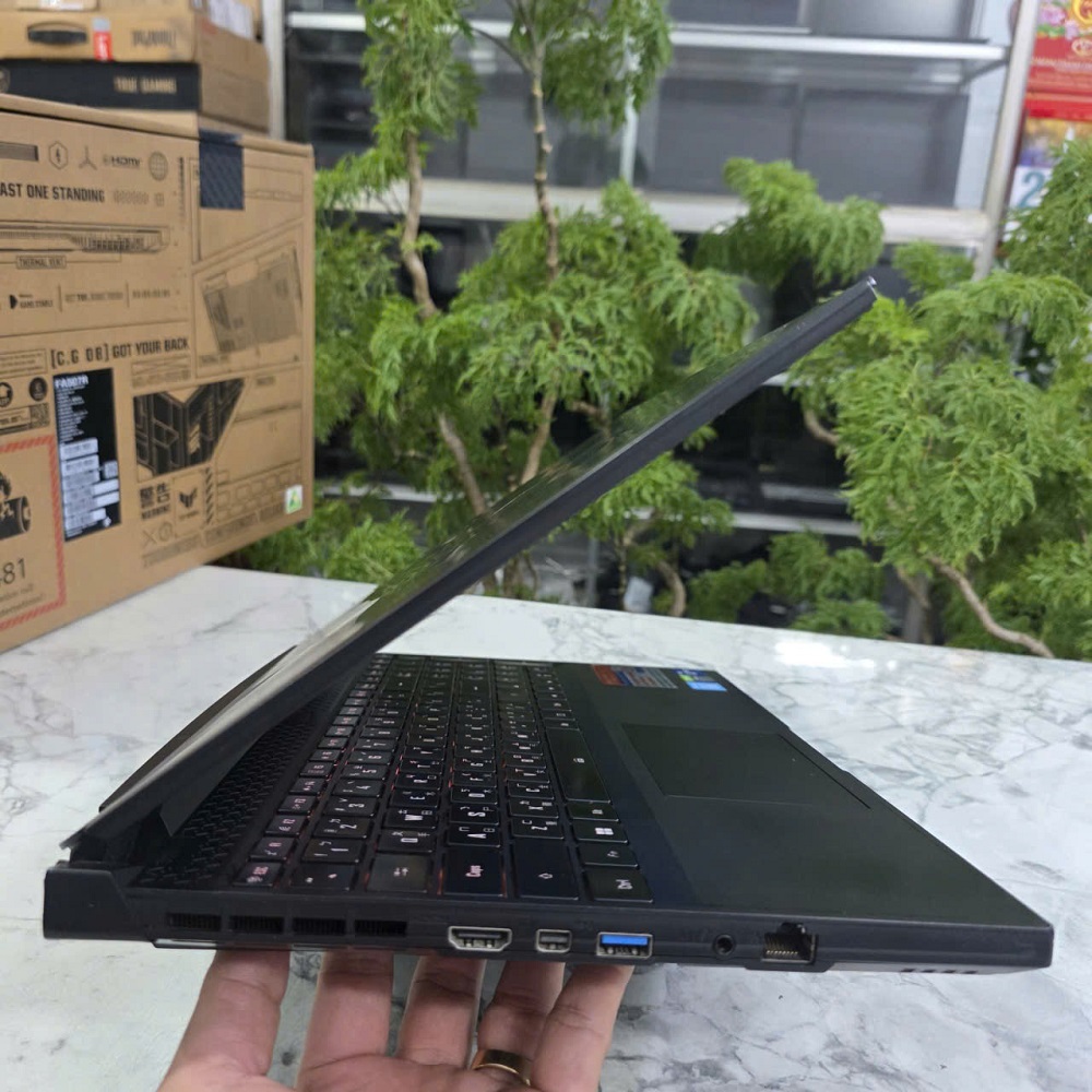 Gaming - Đồ Họa Gigabyte AORUS 5 SE4 CORE I7-12700H RAM 16GB SSD 512GB RTX 3070 8GB MÀN HÌNH : 15.6 Inch FHD IPS 240Hz 