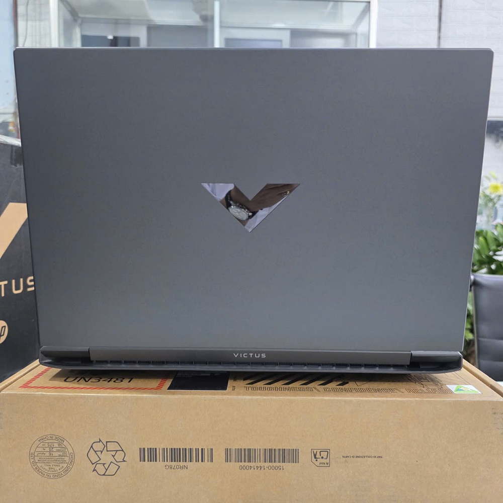 Gaming - Đồ Họa HP VICTUS 16-s0143AX Máy LikeNew Ryzen 7-7640HS RAM 16GB SSD 512GB RTX™ 4050 6GB MÀN HÌNH : 16.1 Inch FHD 144Hz 