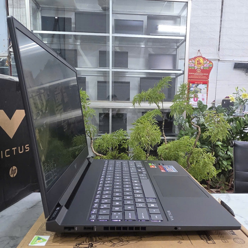 Gaming - Đồ Họa HP VICTUS 16-s0143AX Máy LikeNew Ryzen 7-7640HS RAM 16GB SSD 512GB RTX™ 4050 6GB MÀN HÌNH : 16.1 Inch FHD 144Hz 