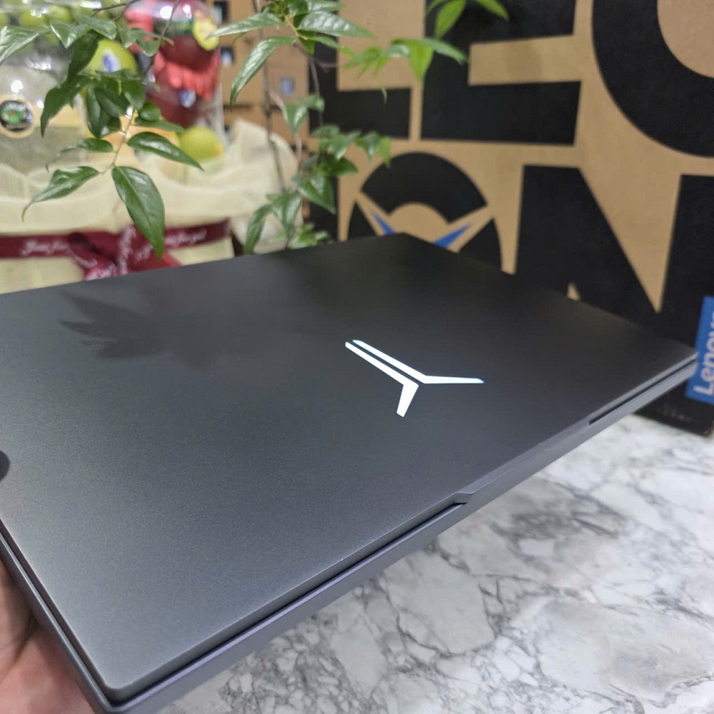 Gaming - Đồ Họa LENOVO LEGION 5 PRO R9000P ARX8 RYZEN 7 7945HX RAM 16GG SSD 1.000GB RTX™ 4060 8GB GDDR6 MÀN HÌNH : 16.0 Inch, 2.5K WQXGA 240Hz.