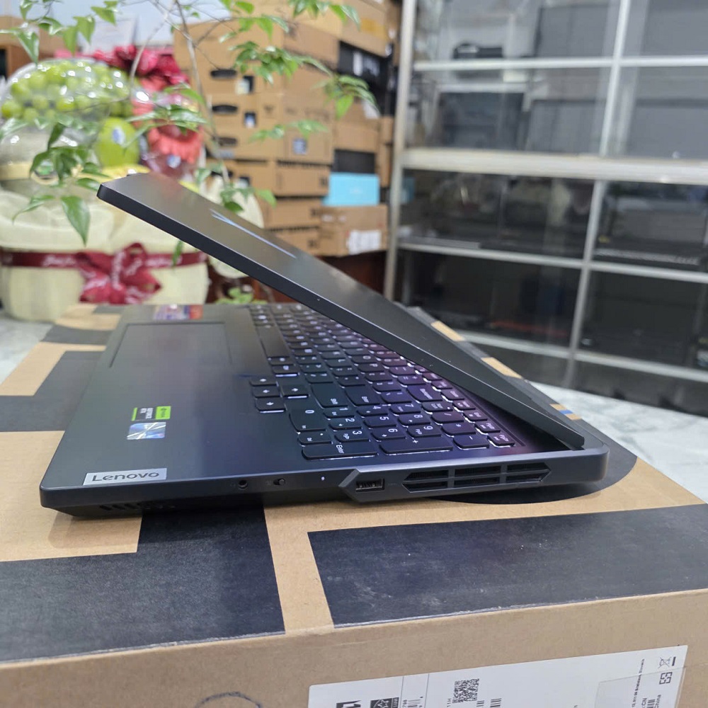 Gaming - Đồ Họa LENOVO LEGION 5 PRO R9000P ARX8 RYZEN 7 7945HX RAM 16GG SSD 1.000GB RTX™ 4060 8GB GDDR6 MÀN HÌNH : 16.0 Inch, 2.5K WQXGA 240Hz.