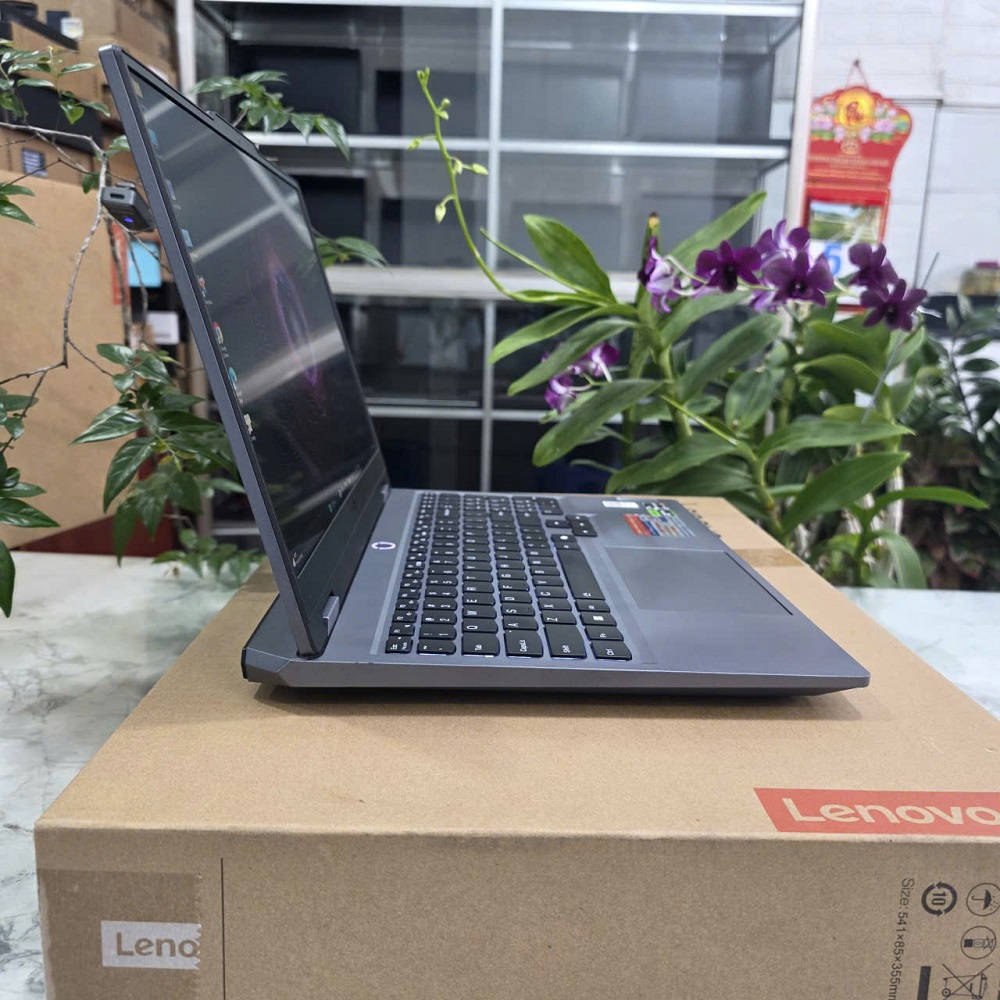 Gaming - Đồ Họa LENOVO LOQ 15ARP9 RYZEN 7-7435HS RAM 24GB SSD 512GB RTX 4060 Màn Hình 15.6 Inch IPS FHD 144Hz 100% sRGB