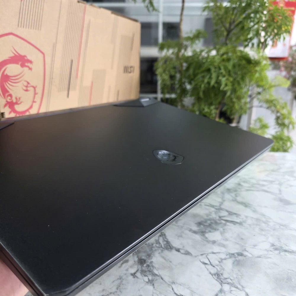 Gaming - Đồ Họa MSI Vector GP77 13VG CORE I7-13700H RTX 4070 GDDR6 8GB RAM 16GB SSD 512GB MÀN HÌNH : 17.3 Inch QHD 240Hz