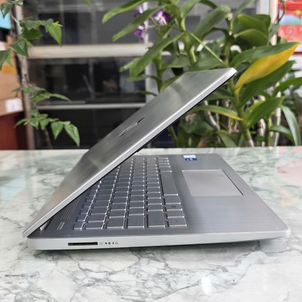 HP 14S-dq2016TU CORE I5-1135G7 RAM 8GB SSD 512Gb MÀN HÌNH : 14''HD