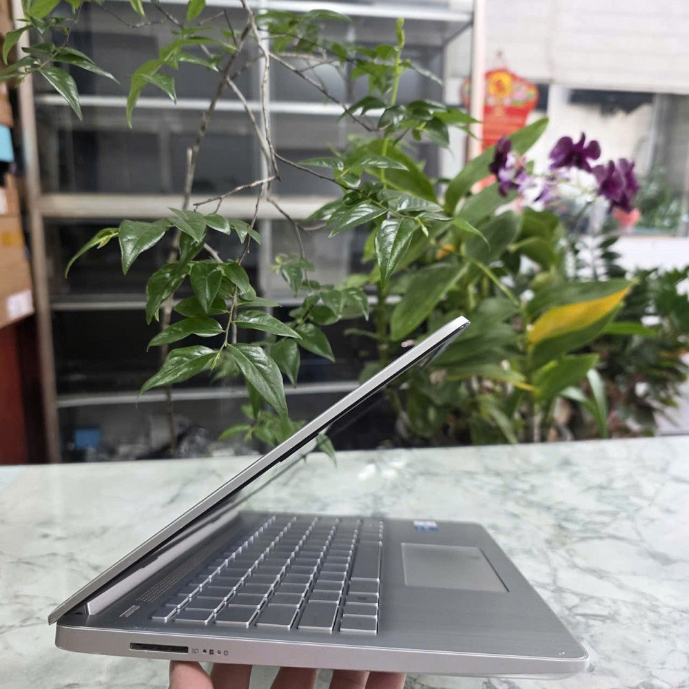 HP 14S-dq2016TU CORE I5-1135G7 RAM 8GB SSD 512Gb MÀN HÌNH : 14''HD