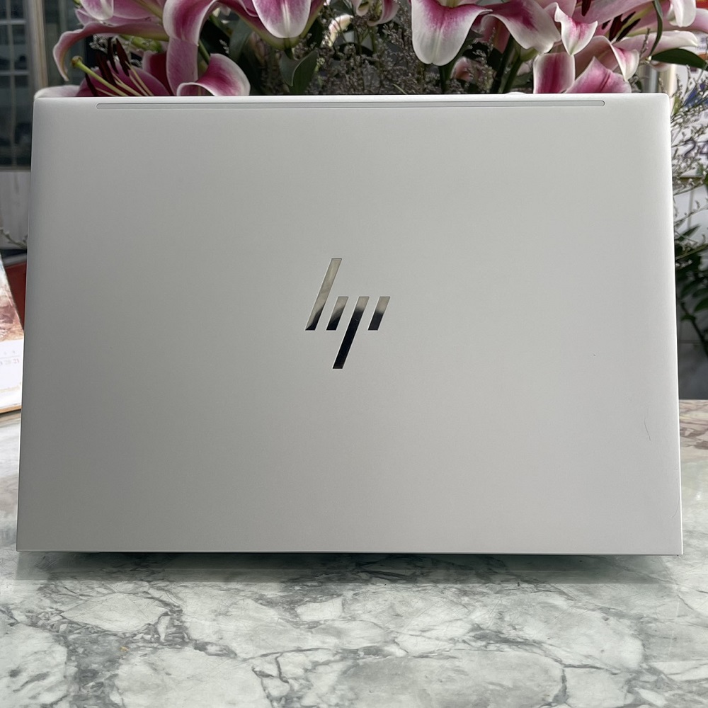 HP EliteBook 840 G8 (Máy LikeNew) CORE I7-1185G7 RAM 16GB SSD 256Gb Màn Hình 14″ IPS