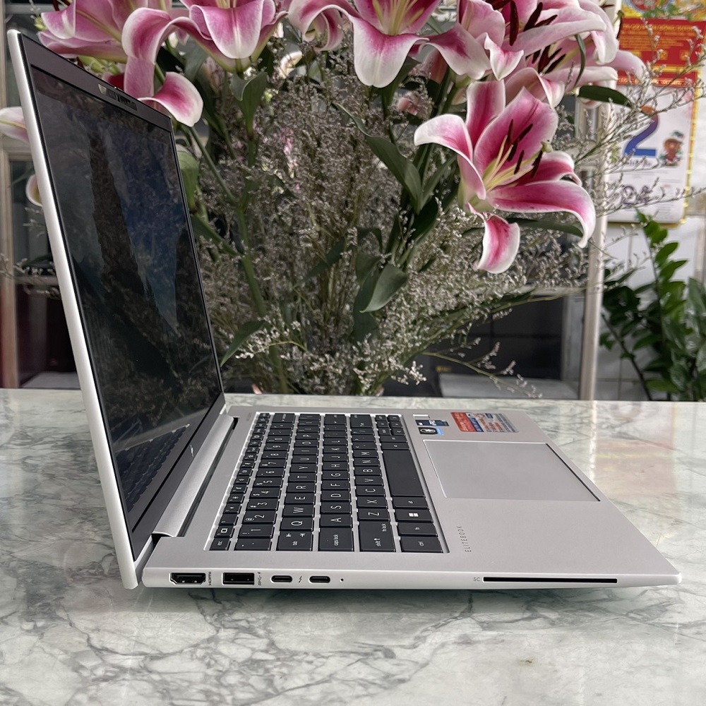 HP EliteBook 840 G8 (Máy LikeNew) CORE I7-1185G7 RAM 16GB SSD 256Gb Màn Hình 14″ IPS