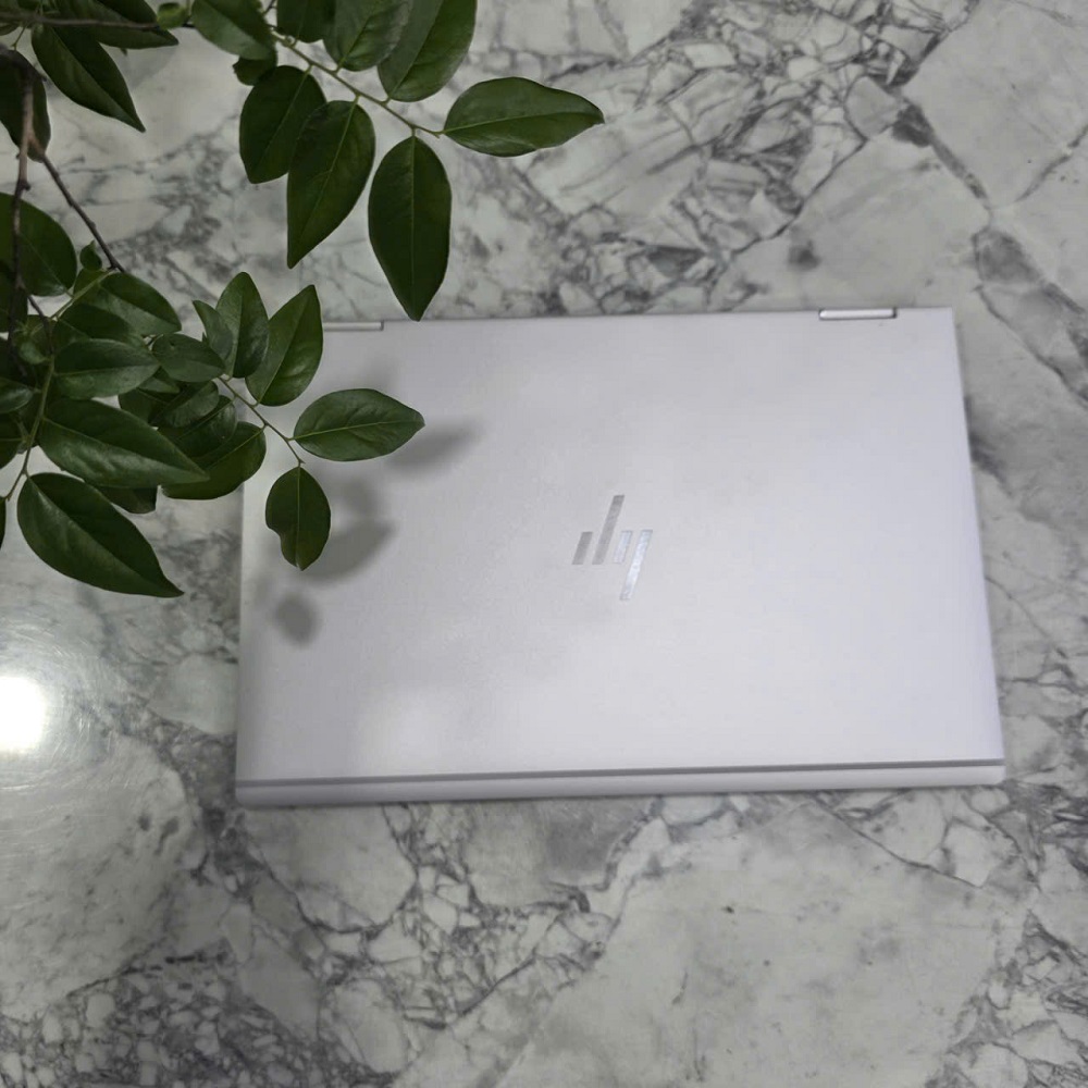 HP EliteBook X360 1030 G3 CORE I5-8250U RAM 8GB SSD 256GB MÀN HÌNH : 13.3INCH IPS TOUCH XOAY GẬP 360