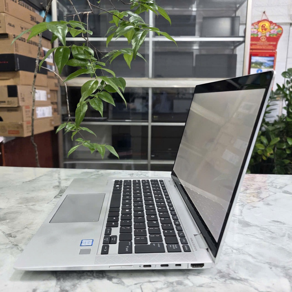 HP EliteBook X360 1030 G3 CORE I5-8250U RAM 8GB SSD 256GB MÀN HÌNH : 13.3INCH IPS TOUCH XOAY GẬP 360