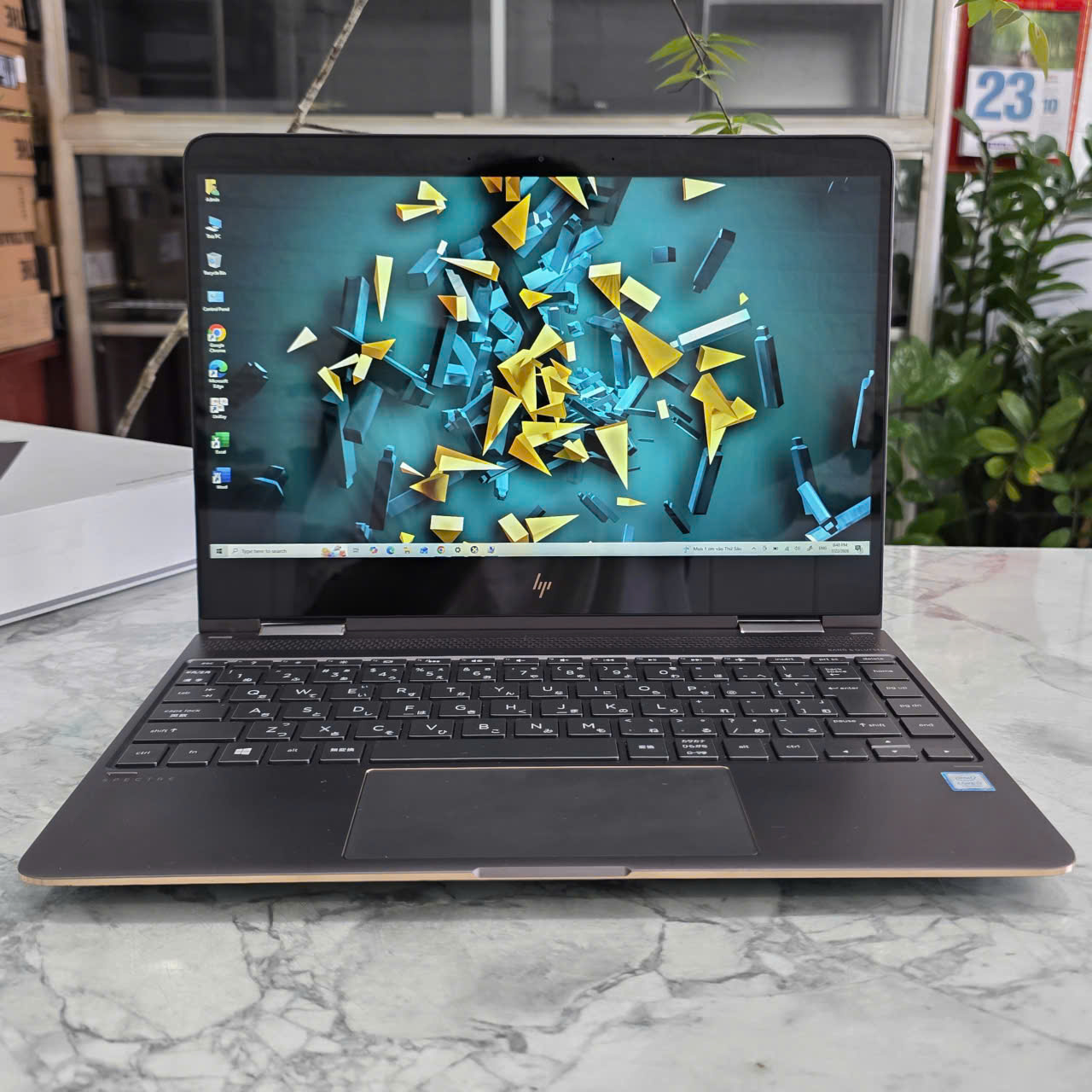 HP Spectre x360 13-ac006TU CORE I7-7500U RAM 16GB SSD 256GB MÀN HÌNH : 13.3″Inch IPS TouchScreen Xoay Gập 360º 