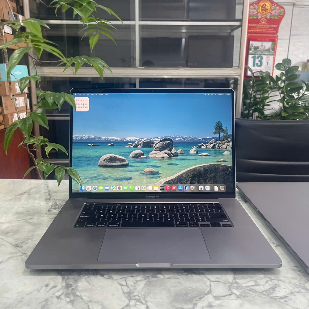 MacBook Pro 2019-16 Inch CORE I9 RAM 16GB SSD 1.000GB Radeon Pro 5500M 4GB Touch Bar - Silver
