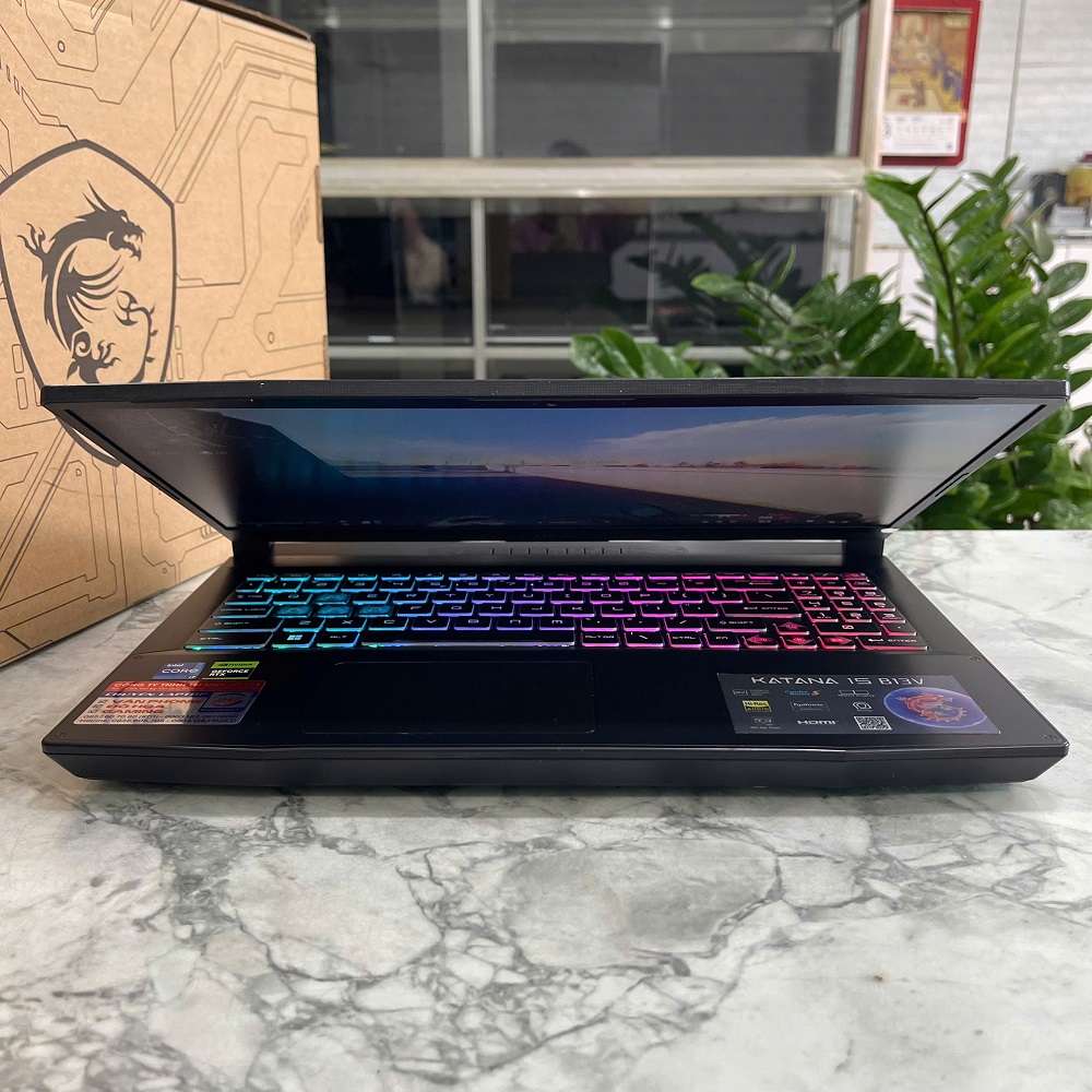 MSI Katana 15 B13VFK (BẢO HÀNH HÃNG)  Core I7-13620H RAM 16GB SSD 1.000GB Card RTX 4060 8GB GDDR6 Màn Hình 15.6 Inch IPS FHD144Hz