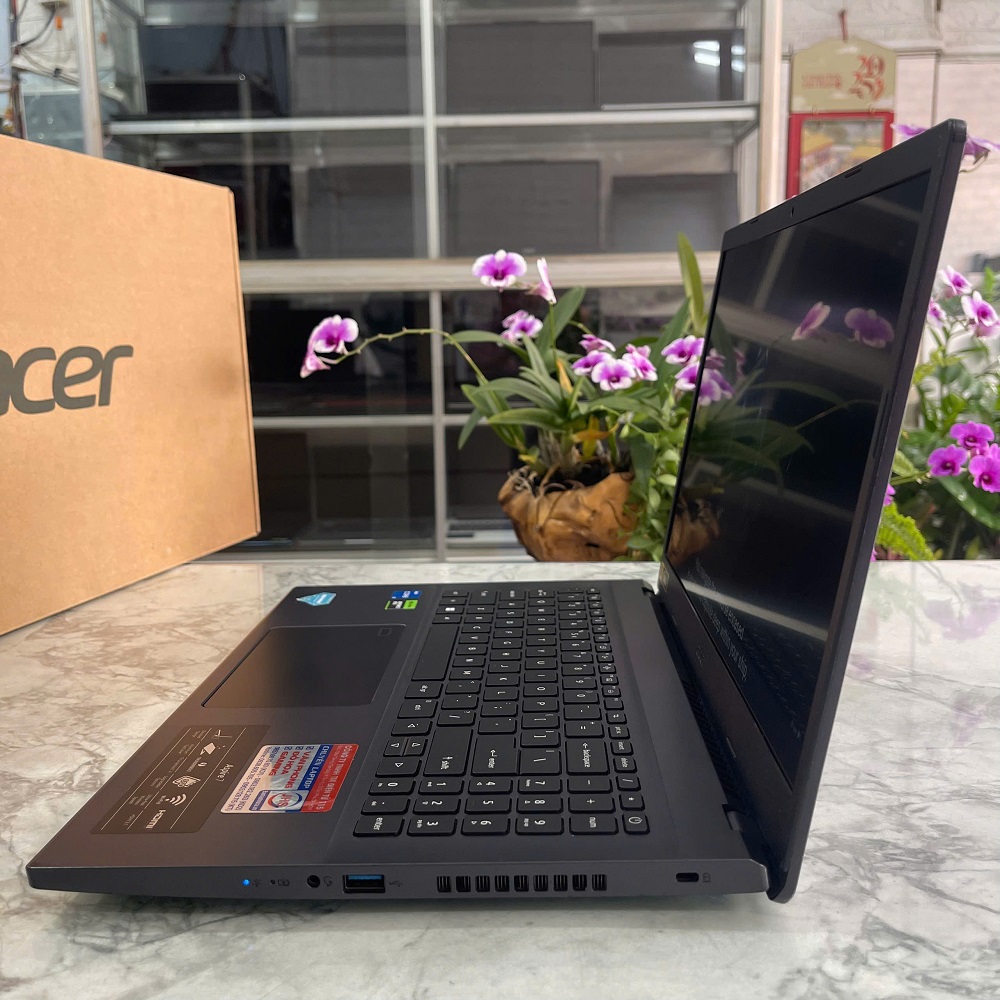  ACER Aspire 7 A715-76G-55T6 CORE I5-12450H SSD 512GB RAM 16GB RTX 2050 MÀN HÌNH : 15.6'' 144Hz