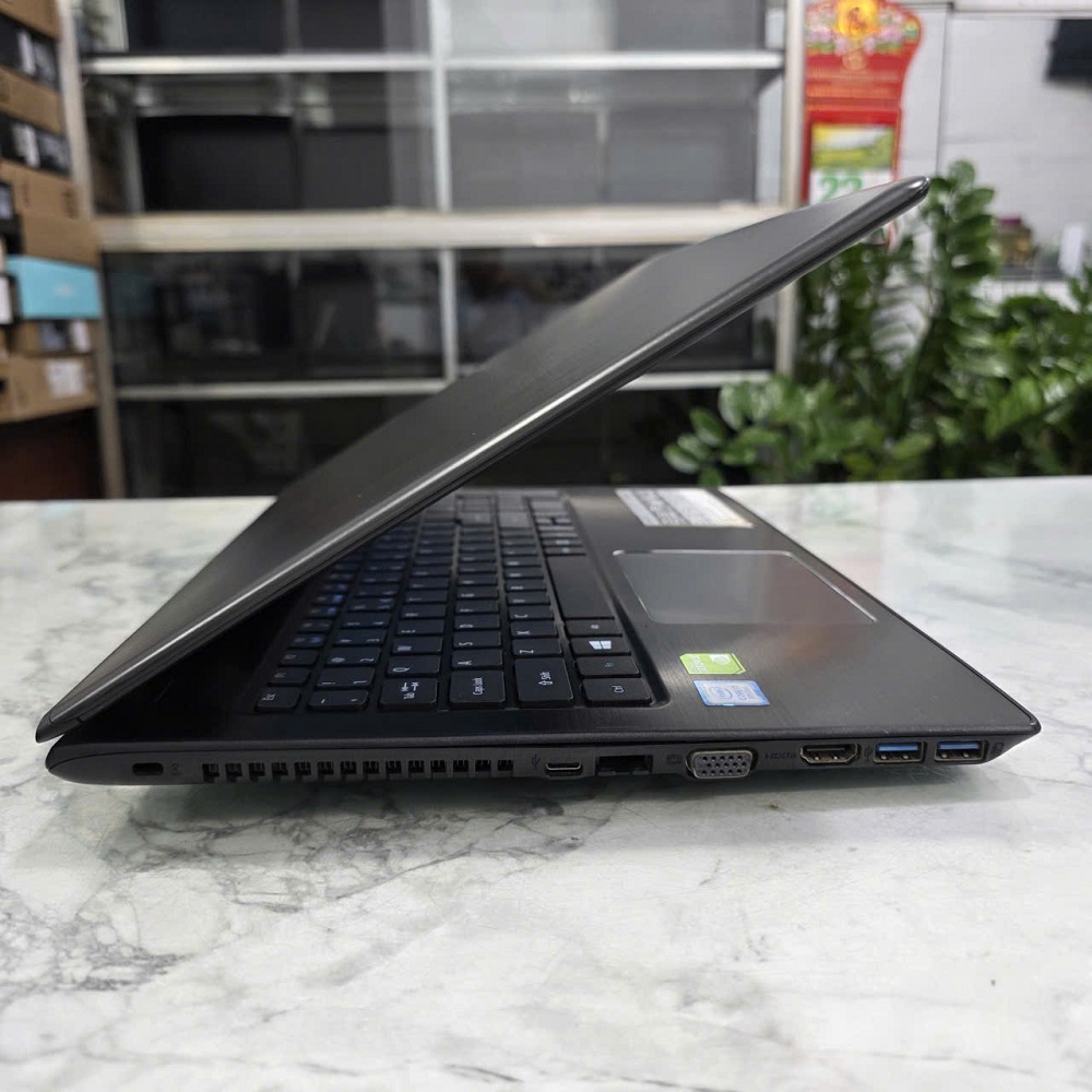 Acer Aspire E5 576G CORE I7-8550U RAM 8GB SSD 128GB VÀ 1.000GB HDD NVIDIA Geforce MX130 2GB GDDR5 MÀN HÌNH : 15.6 Inch Fhd IPS