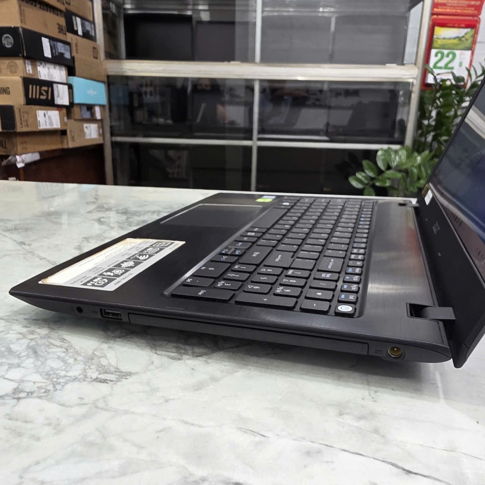 Acer Aspire E5 576G CORE I7-8550U RAM 8GB SSD 128GB VÀ 1.000GB HDD NVIDIA Geforce MX130 2GB GDDR5 MÀN HÌNH : 15.6 Inch Fhd IPS