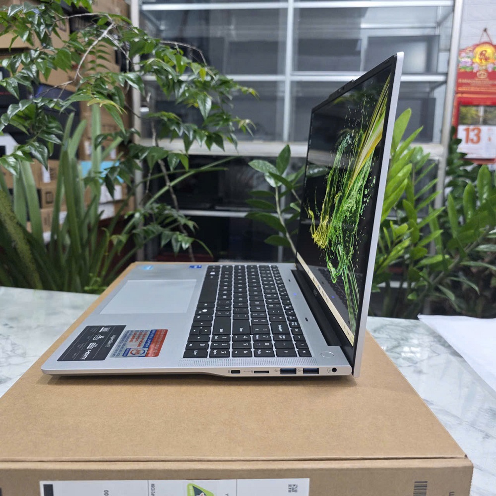ACER Aspire Lite 16 Gen 2 AL16-52P-572A CORE I5- 1334U SSD 512GB RAM 16GB MÀN HÌNH : 16 inch FHD + 60Hz 