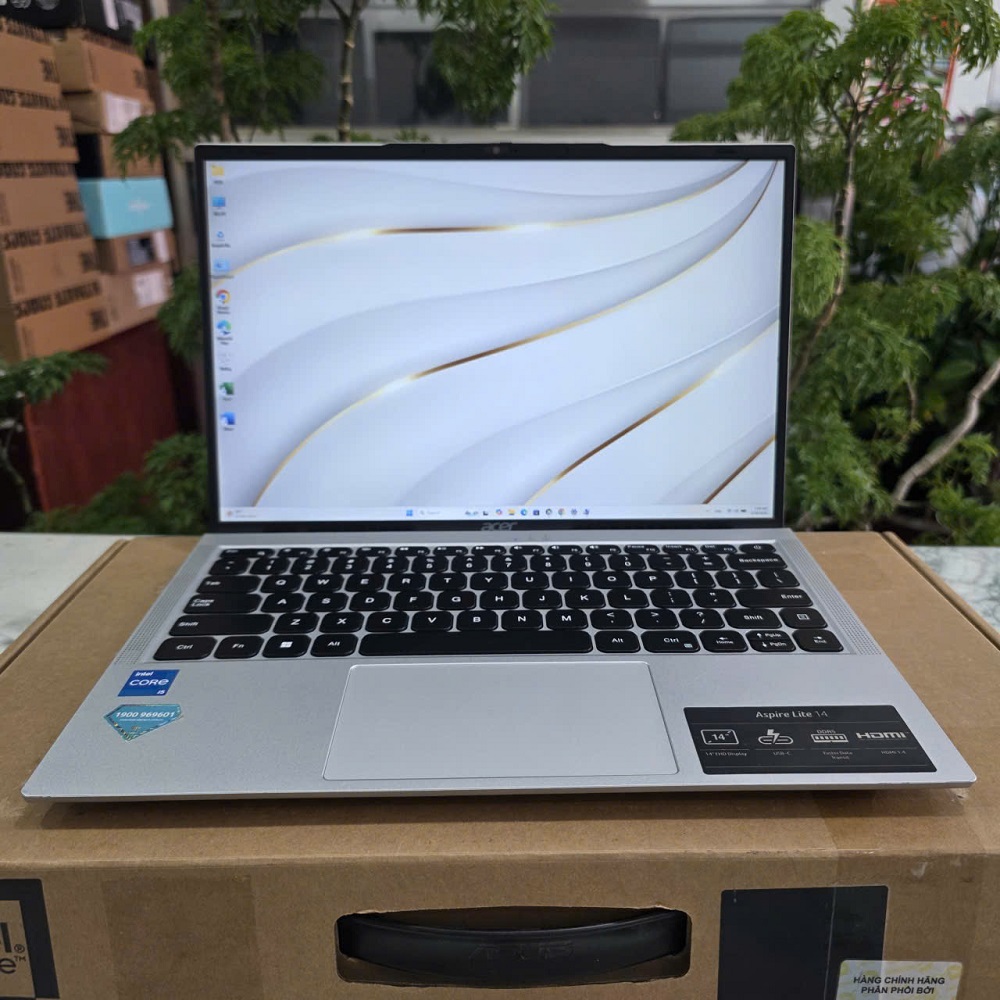 Acer Aspire Lite AL14-51M CORE I5-1235U RAM 8GB SSD 512GB MÀN HÌNH : 14 INCH WUXGA