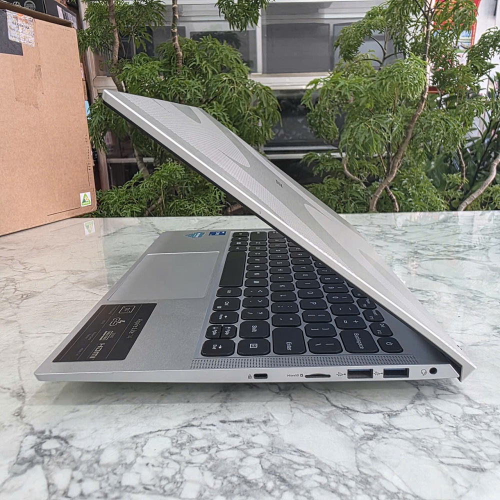 Acer Aspire Lite AL14-51M CORE I5-1235U RAM 8GB SSD 512GB MÀN HÌNH : 14 INCH WUXGA