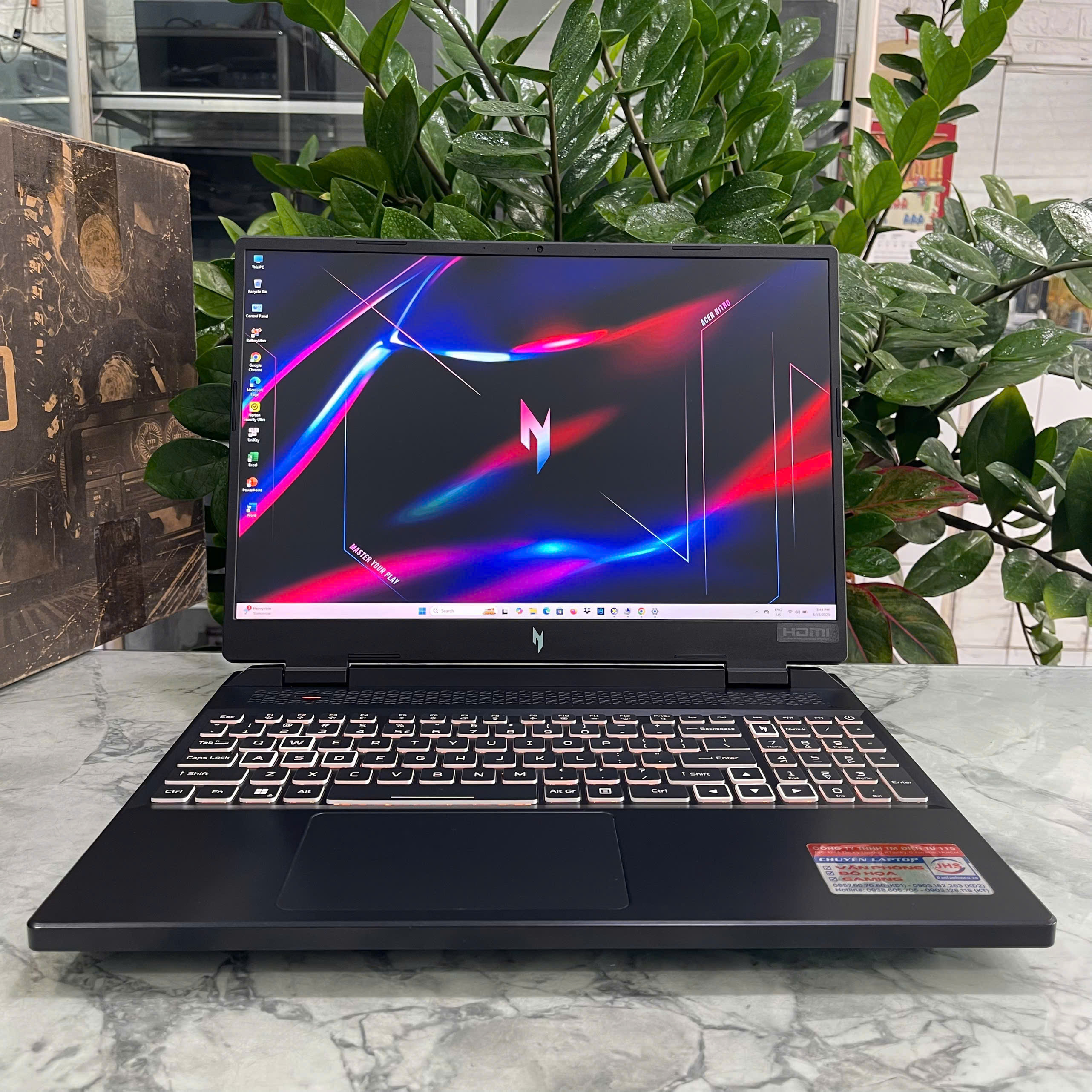 Acer Nitro 16 Phoenix AN16-41-R3NK (LikeNew-Full Box) Ryzen 5-7535HS  Ram 16GB  Ssd 2.000GB RTX 4050 6GB, Màn hình : 16 Inch WUXGA 165Hz ,sRGB 100%, 400 nits 