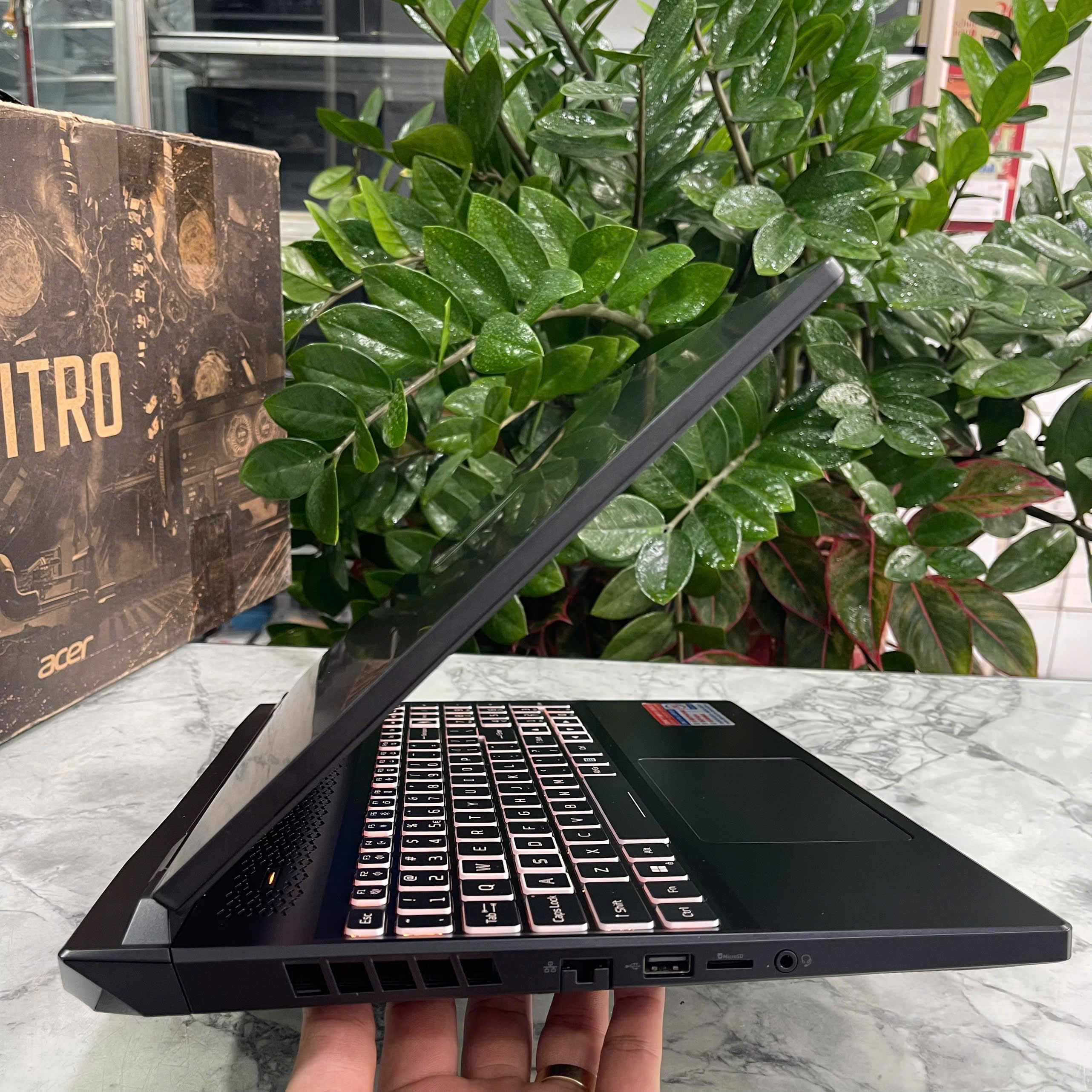 Acer Nitro 16 Phoenix AN16-41-R3NK (LikeNew-Full Box) Ryzen 5-7535HS  Ram 16GB  Ssd 2.000GB RTX 4050 6GB, Màn hình : 16 Inch WUXGA 165Hz ,sRGB 100%, 400 nits 