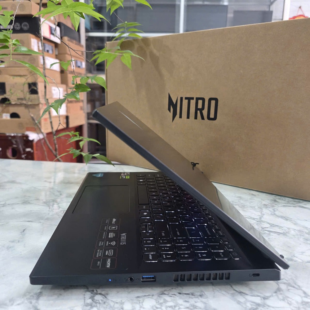  ACER NITRO V 15 ProPanel ANV15-41-R7CR Máy LikeNew-Còn Bảo Hành Hãng RYZEN 5-7535HS RAM 16GB SSD 512GB RTX 4050 6GB GDDR6 VRAM MÀN HÌNH : 15.6''IPS 180Hz. 