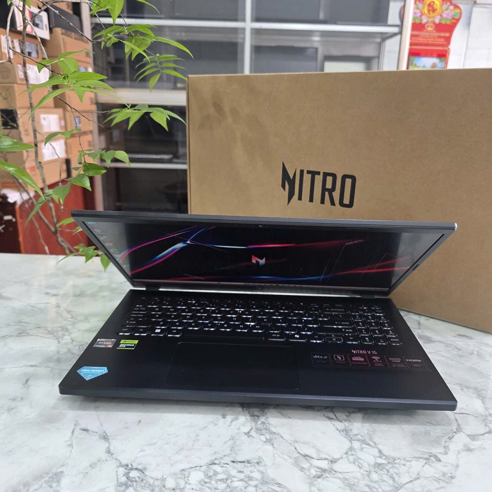  ACER NITRO V 15 ProPanel ANV15-41-R7CR Máy LikeNew-Còn Bảo Hành Hãng RYZEN 5-7535HS RAM 16GB SSD 512GB RTX 4050 6GB GDDR6 VRAM MÀN HÌNH : 15.6''IPS 180Hz. 