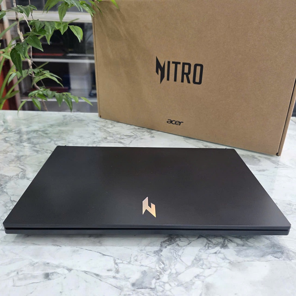 Acer Nitro V 15 ProPanel ANV15-41-R9M1 (MÁY MỚI MUA 30 NGÀY CÒN BẢO HÀNH HÃNG 22/08/2028) RYZEN 5 7535HS  RTX 3050 6GB GDDR6 MÀN HÌNH : 15.6 Inch IPS 180Hz