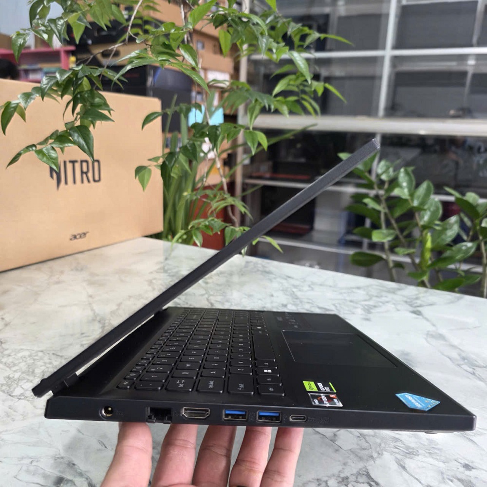 Acer Nitro V 15 ProPanel ANV15-41-R9M1 (MÁY MỚI MUA 30 NGÀY CÒN BẢO HÀNH HÃNG 22/08/2028) RYZEN 5 7535HS  RTX 3050 6GB GDDR6 MÀN HÌNH : 15.6 Inch IPS 180Hz