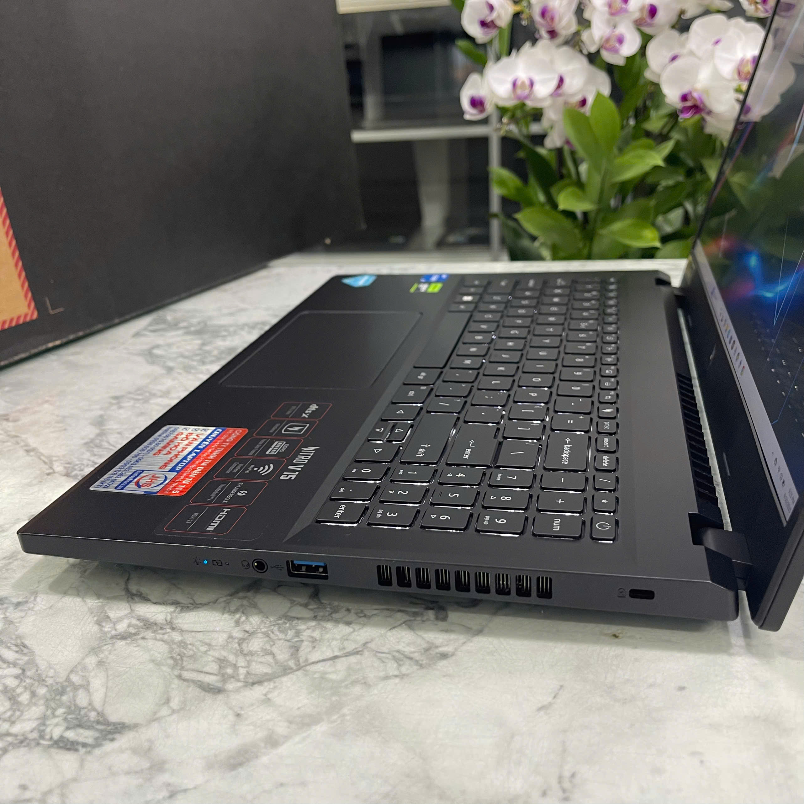 Acer Nitro V ANV15-51-55CA (Máy LikeNew-Còn Bảo Hành Hãng 2 NĂM )  Core I5-13420H RAM 16GB SSD 512GB RTX™ 4050 6GB MÀN HÌNH : 15.6 Inch 144Hz 