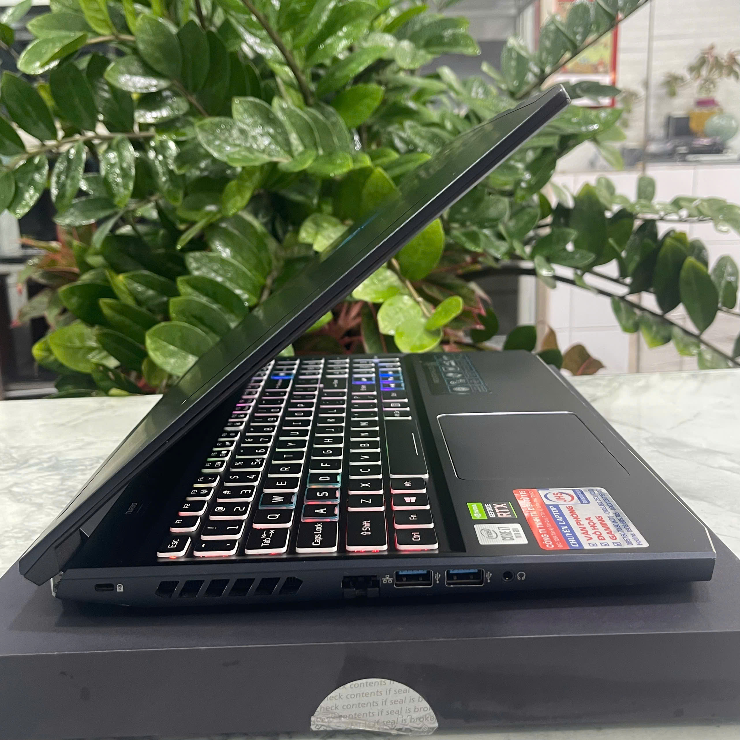 Acer Predator Helios 300 PH315-53-72XD Core I7-10750H Ram 16GB  Ssd 512GB NVIDIA  RTX 2060 6GB Màn hình 15'6 Inch Fhd IPS 144Hz