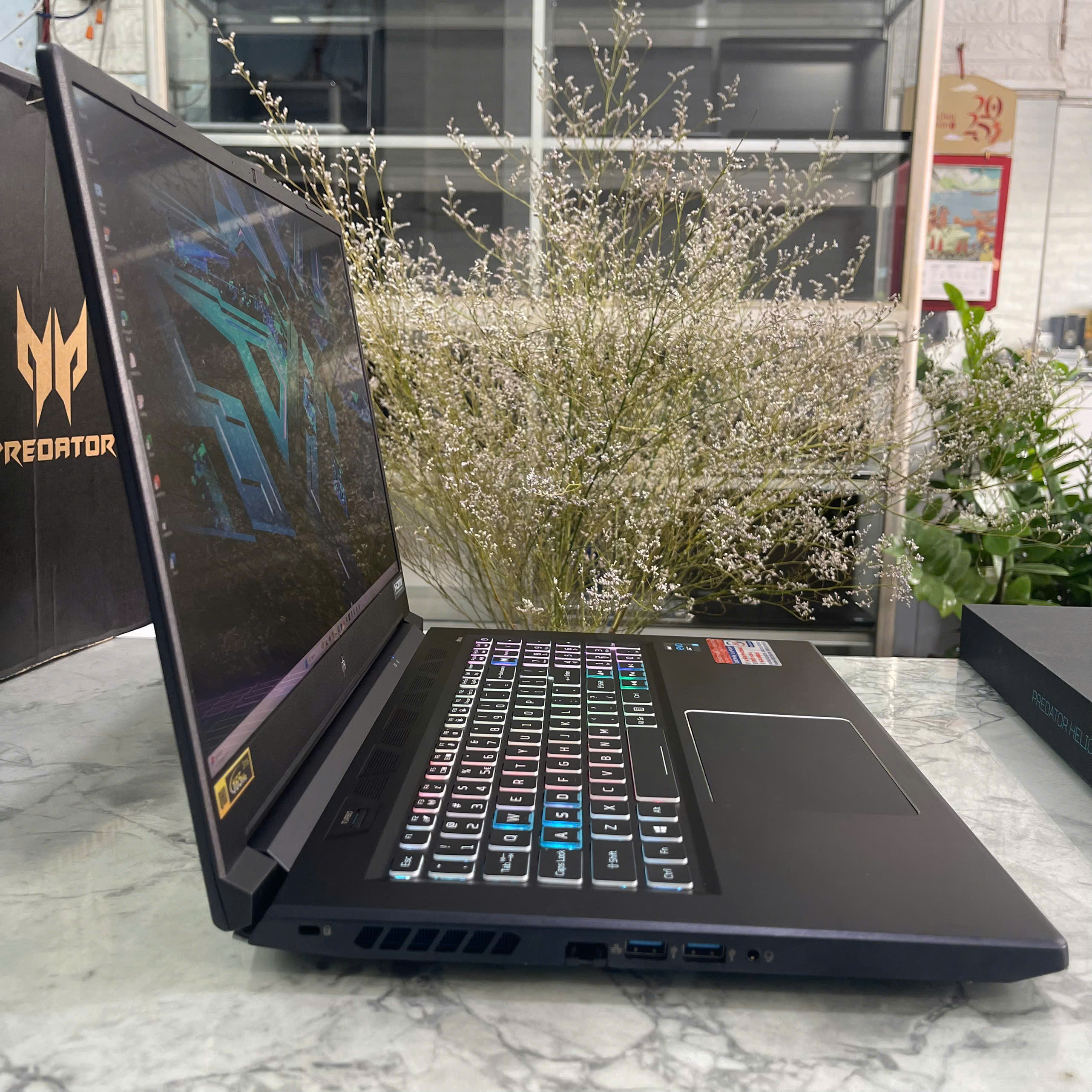   Acer Predator PH317-55 MÁY LIKENEW Core I7-11800H RAM 16GB  SSD 2.000 GB RTX 3070 8GB, Màn hình  17.3'' 2K 165Hz 