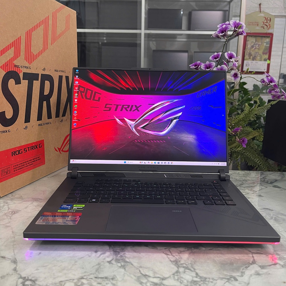 Asus ROG Strix G16 G614JV MÁY Likenew Fullbox CORE™ I7-13650HX RAM 16GB SSD 512GB RTX 4060 8GB MÀN HÌNH : 16 Inch WUXGA 165Hzz