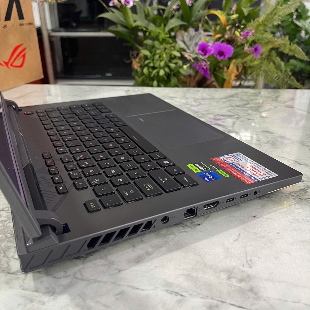 Asus ROG Strix G16 G614JV MÁY Likenew Fullbox CORE™ I7-13650HX RAM 16GB SSD 512GB RTX 4060 8GB MÀN HÌNH : 16 Inch WUXGA 165Hzz