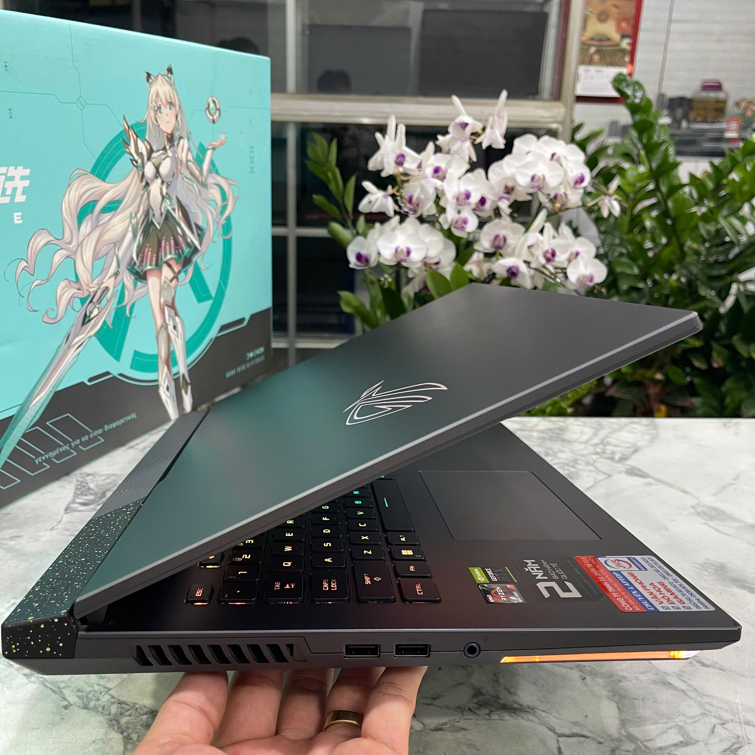 Asus ROG Strix G17 G713RW-LL157M Ryzen 7-6800H RAM 16GB SSD 1.000GB RTX™3070 Ti 8GB MÀN HÌNH : 17.3 Inch 2K 240Hz