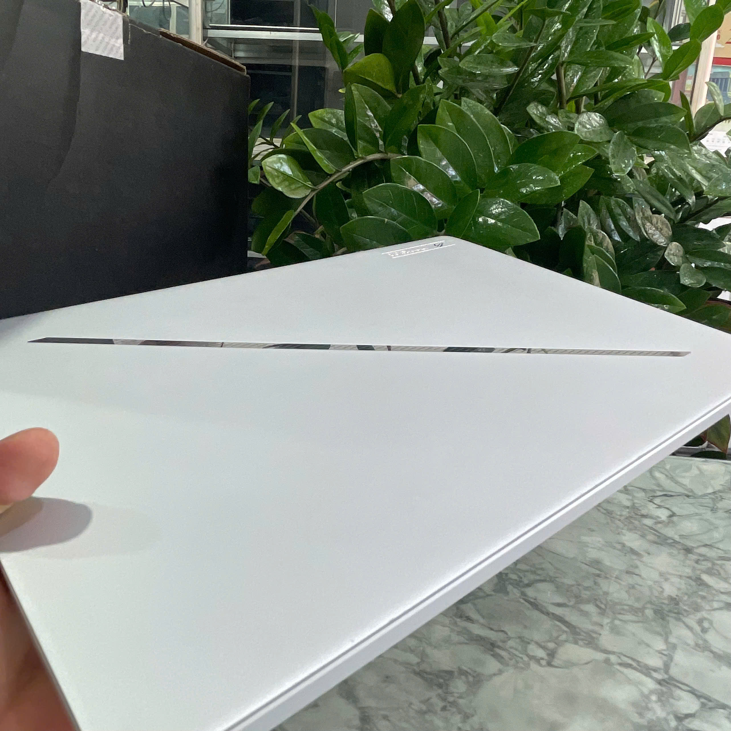 Asus ROG Zephyrus G16 GU605MI (Máy LikeNew-BẢO HÀNH HÃNG) Ultra 9 185H Ram 32GB Ssd 1.000GB RTX 4070 8GB Màn Hình : 16 Inch 2.5K OLED 240Hz