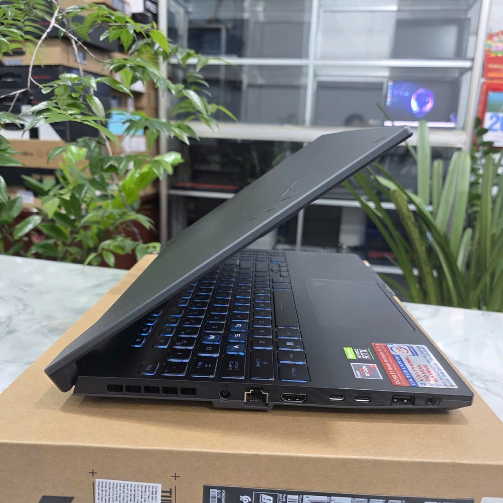 ASUS TUF A15 FA507NUR (Máy LikeNew-Bảo hành 31/12/2027 ) RYZEN 7 7435HS RAM 16GB SSD 512GB RTX 4050 6GB MÀN HÌNH : 15.6 INCH FULLHD 144Hz, 250 nits, 100% sRGB