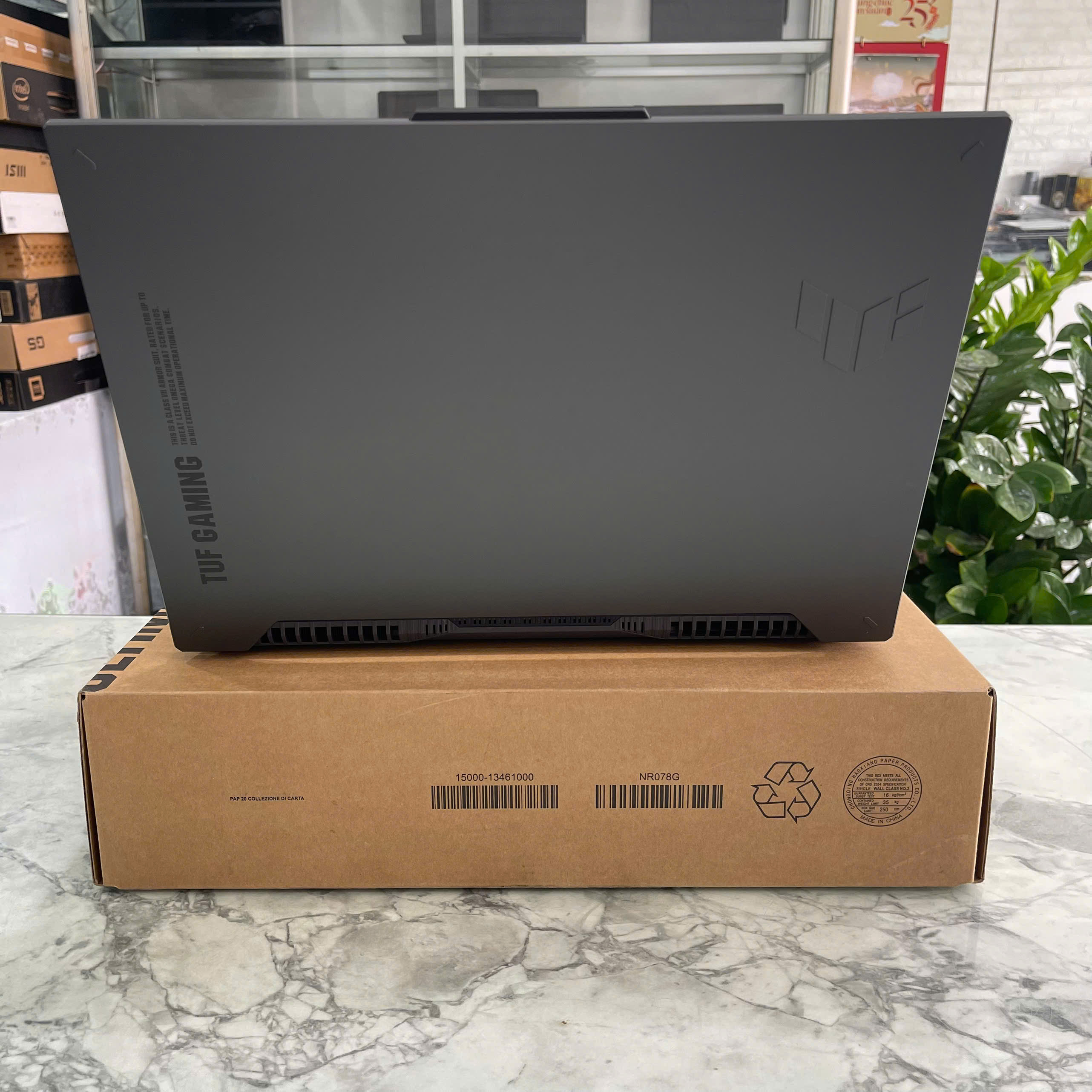  ASUS TUF A15 FA507NVR (Máy LikeNew-Full Box-Bảo Hành Hãng) RYZEN 7 7435HS  RAM 16GB SSD 512GB  RTX 4060 8GB MÀN HÌNH : 15.6 INCH FULLHD 144Hz